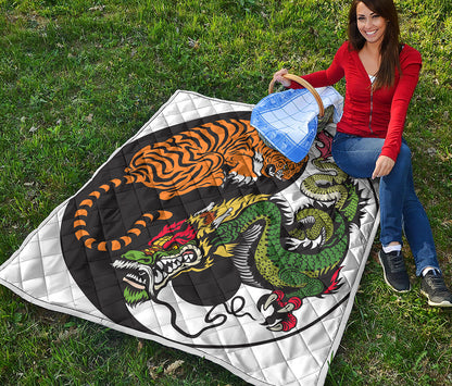 Tiger And Dragon Yin Yang Print Quilt