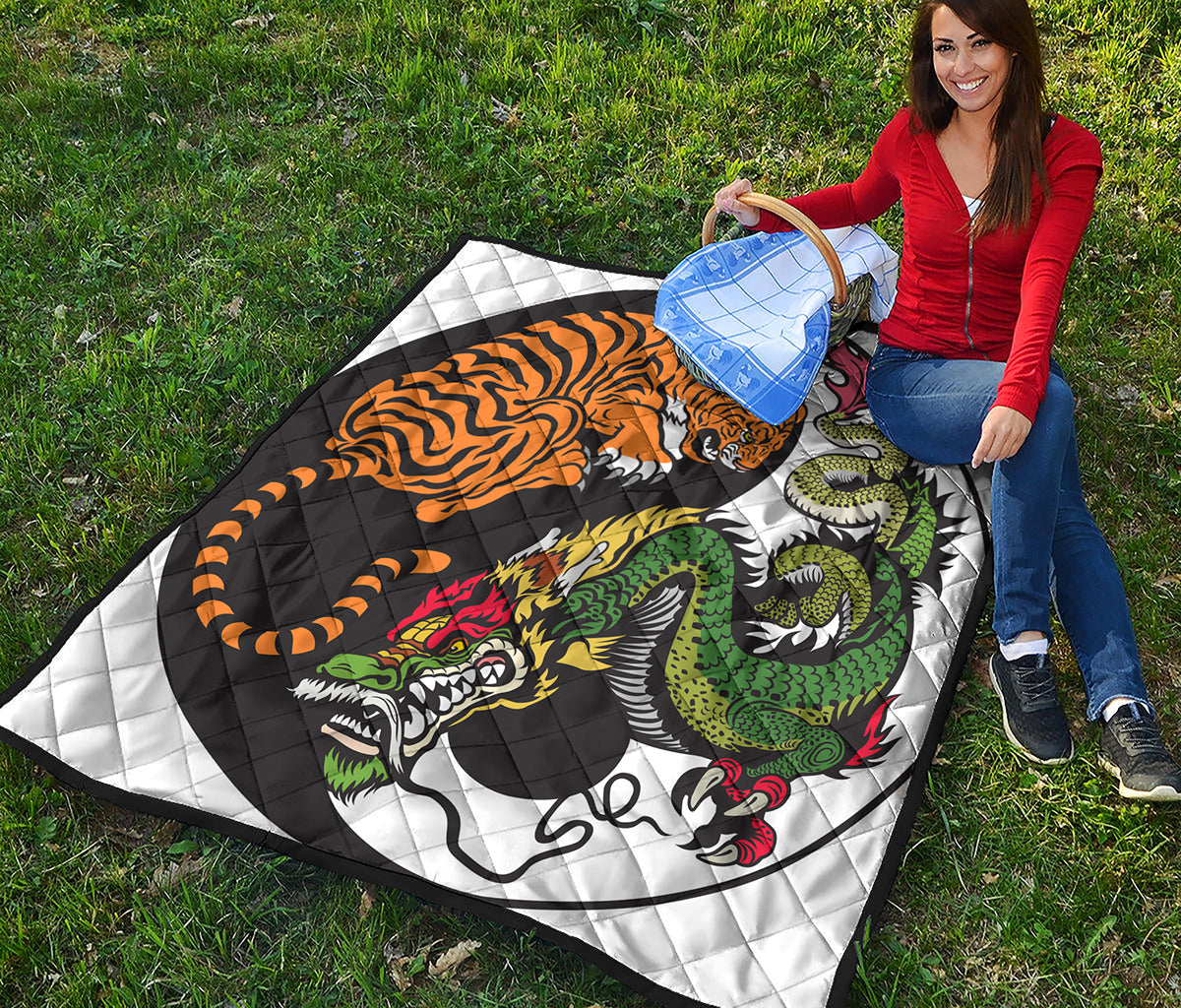 Tiger And Dragon Yin Yang Print Quilt