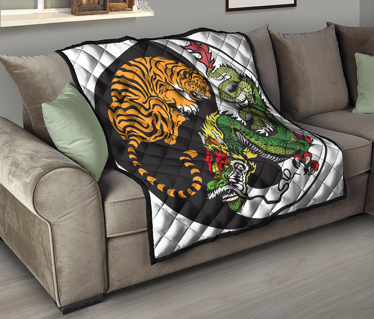 Tiger And Dragon Yin Yang Print Quilt