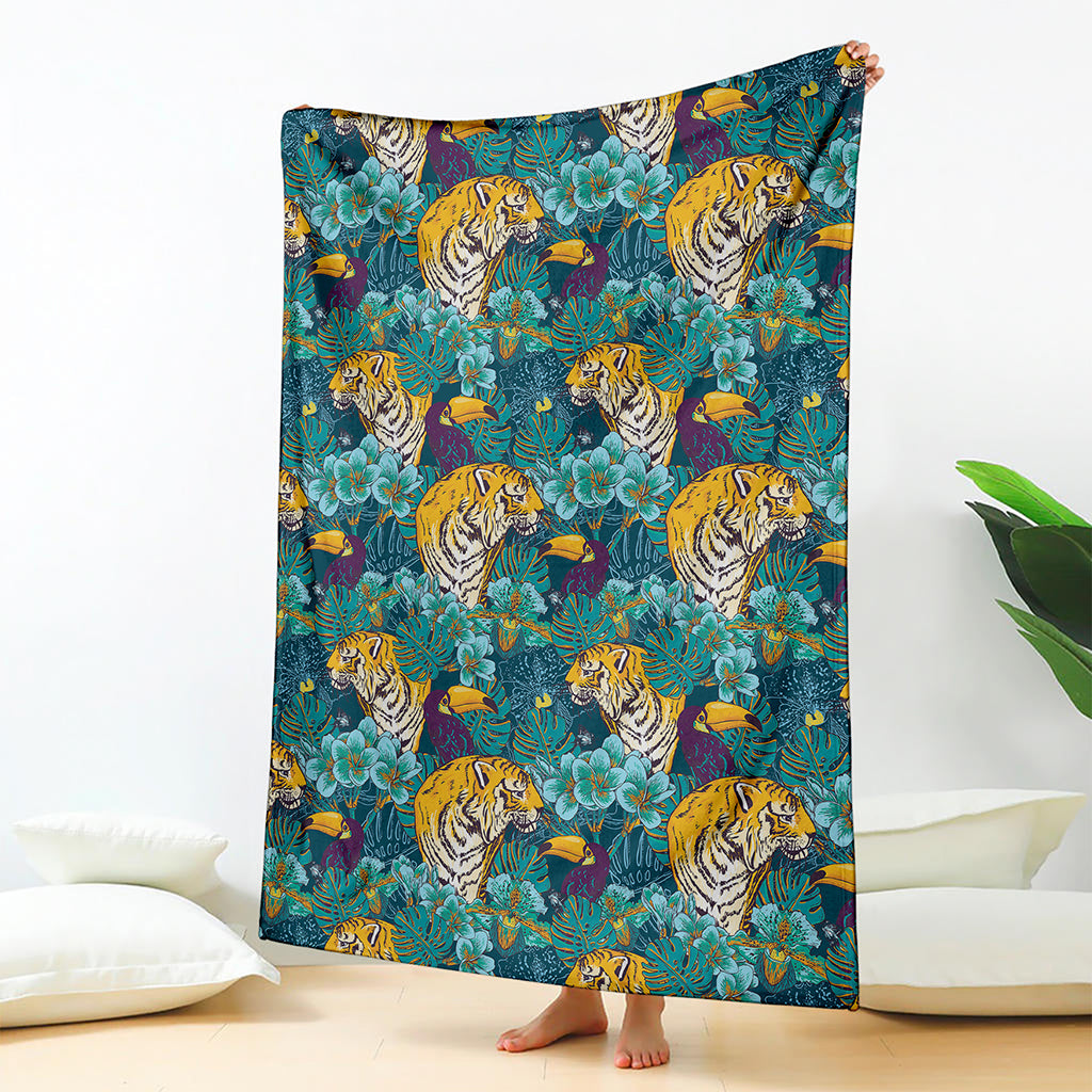 Tiger And Toucan Pattern Print Blanket