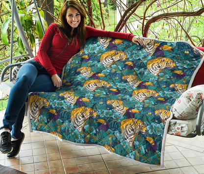 Tiger And Toucan Pattern Print Quilt