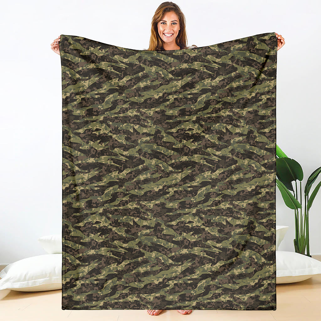 Tiger Stripe Camouflage Pattern Print Blanket