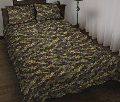 Tiger Stripe Camouflage Pattern Print Quilt Bed Set