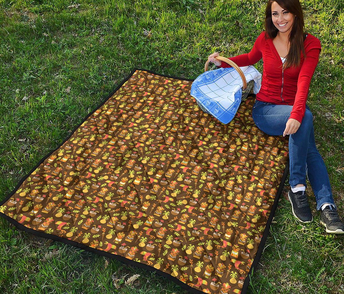 Tiki Luau Pattern Print Quilt