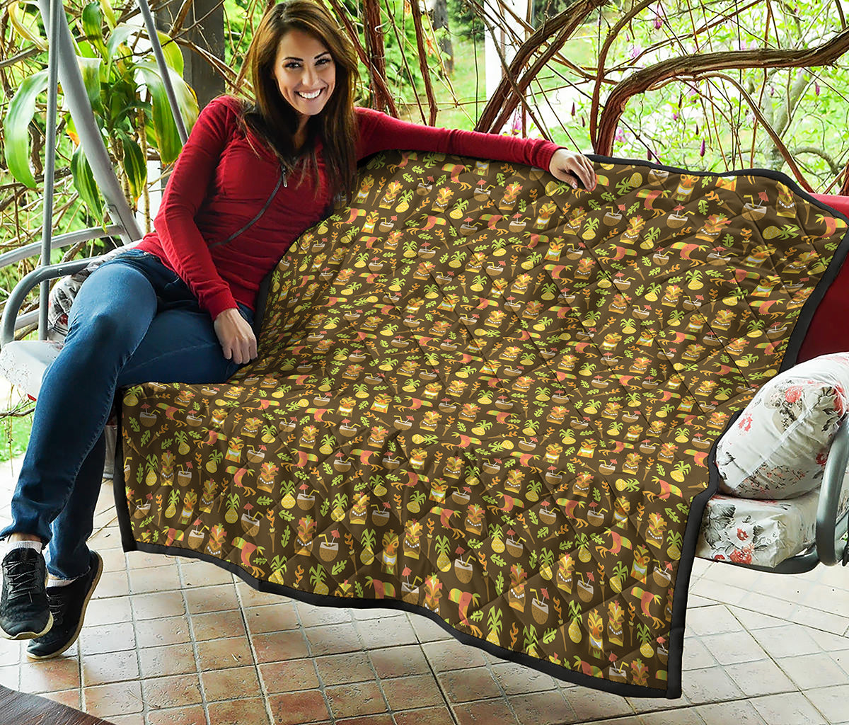 Tiki Luau Pattern Print Quilt