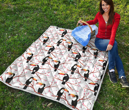 Toco Toucan Pattern Print Quilt