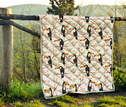 Toco Toucan Pattern Print Quilt