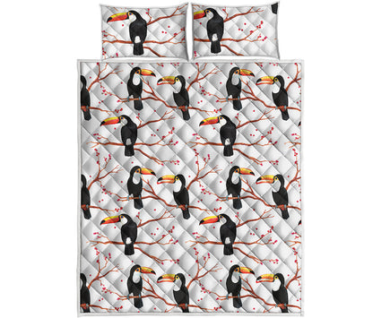 Toco Toucan Pattern Print Quilt Bed Set
