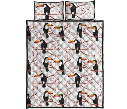 Toco Toucan Pattern Print Quilt Bed Set