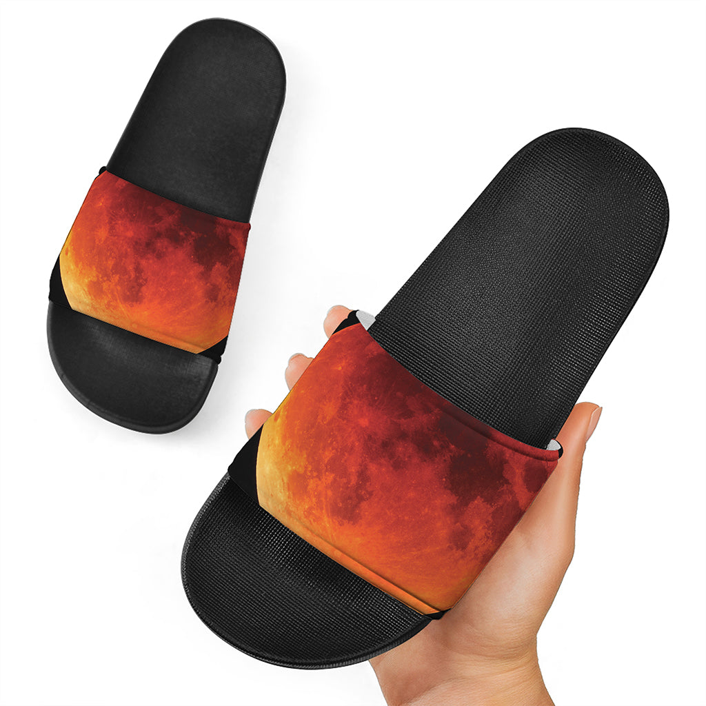 Total Lunar Eclipse Print Black Slide Sandals