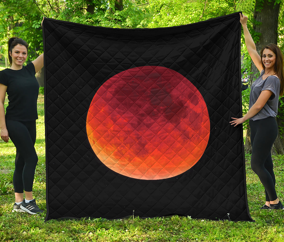 Total Lunar Eclipse Print Quilt