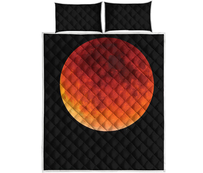 Total Lunar Eclipse Print Quilt Bed Set