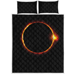 Total Solar Eclipse Print Quilt Bed Set