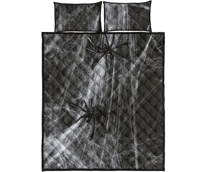 Toy Spiders And Cobweb Print Quilt Bed Set