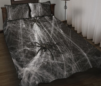 Toy Spiders And Cobweb Print Quilt Bed Set