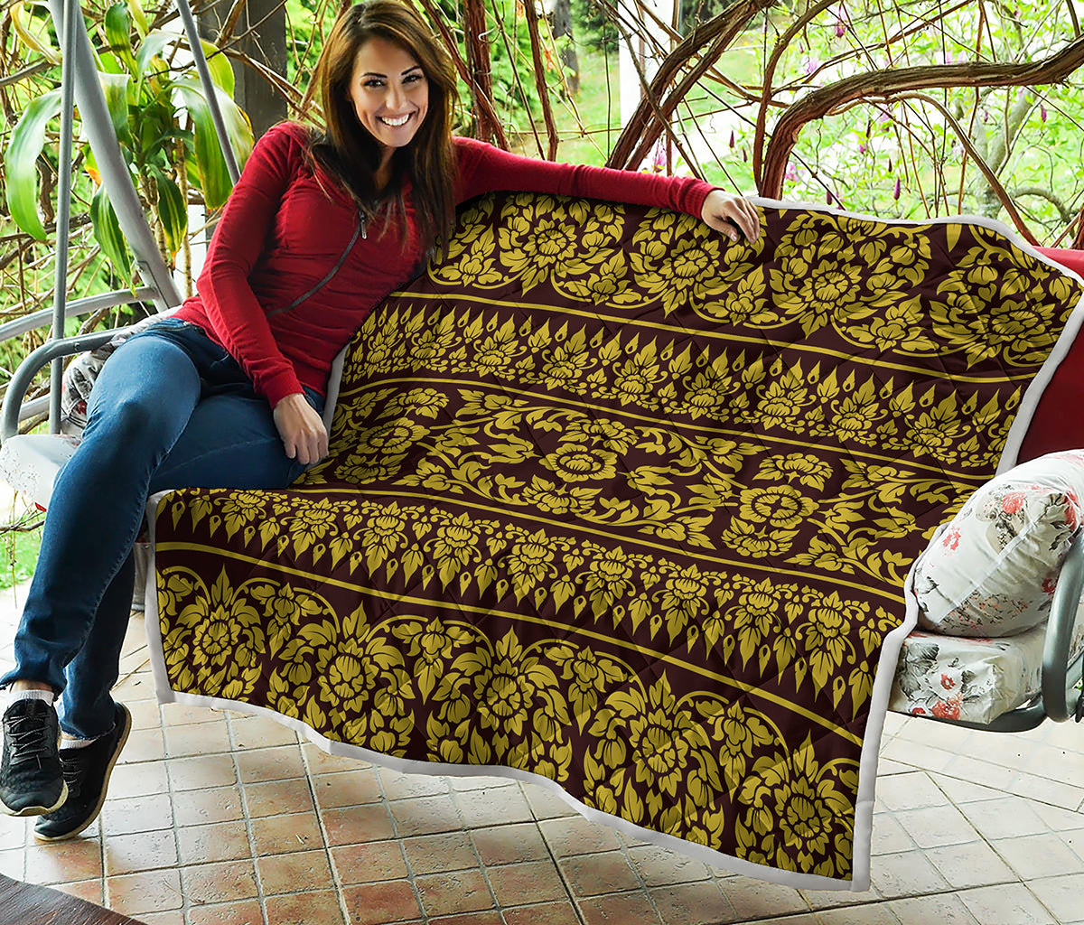 Traditional Thai Flower Pattern Print Quilt