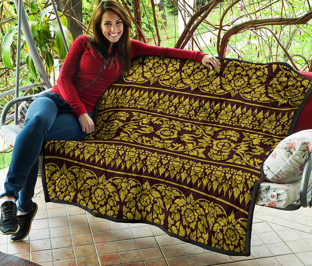 Traditional Thai Flower Pattern Print Quilt