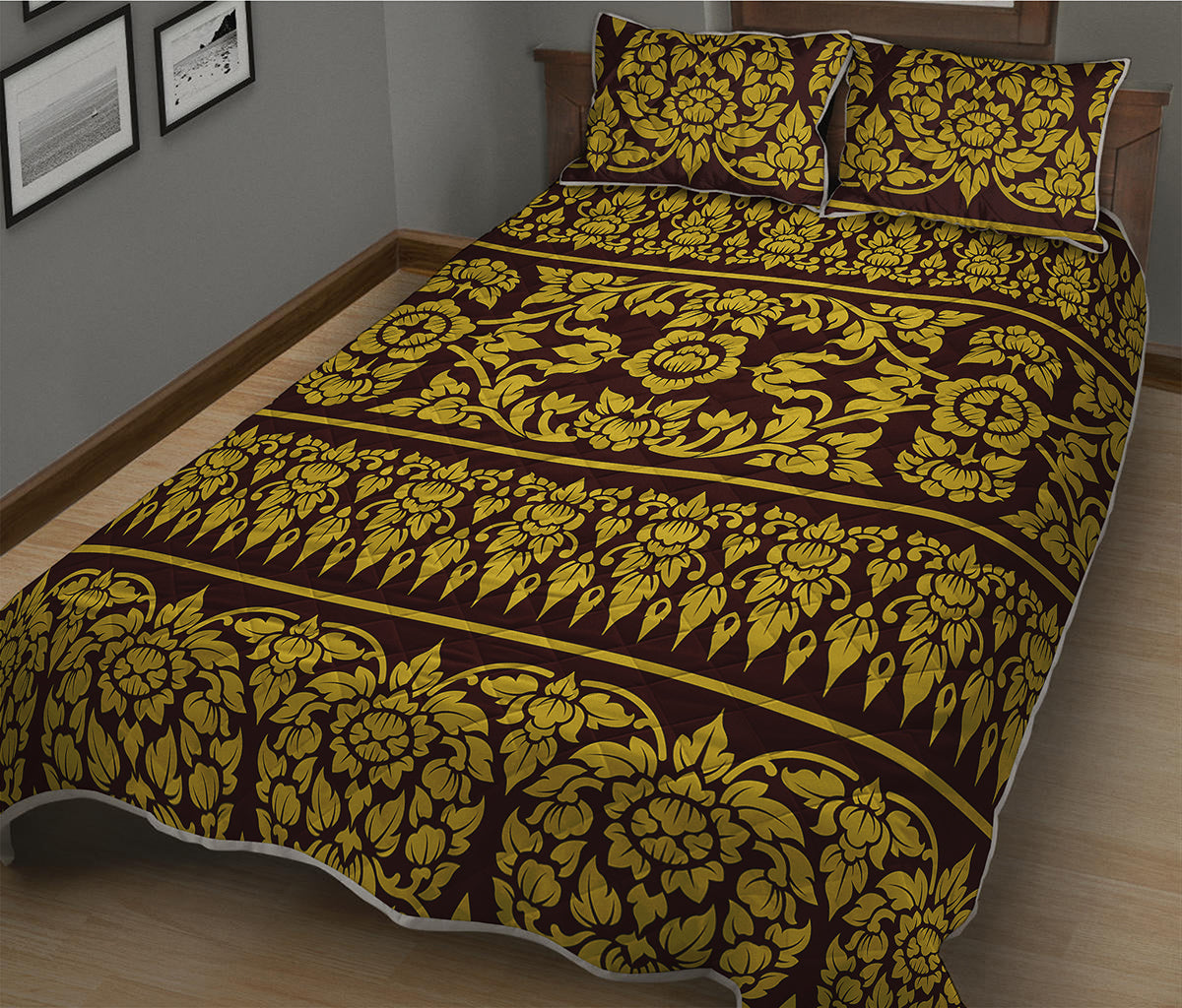 Traditional Thai Flower Pattern Print Quilt Bed Set