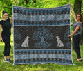 Tree Of Life And Howling Wolves Print Quilt