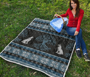 Tree Of Life And Howling Wolves Print Quilt