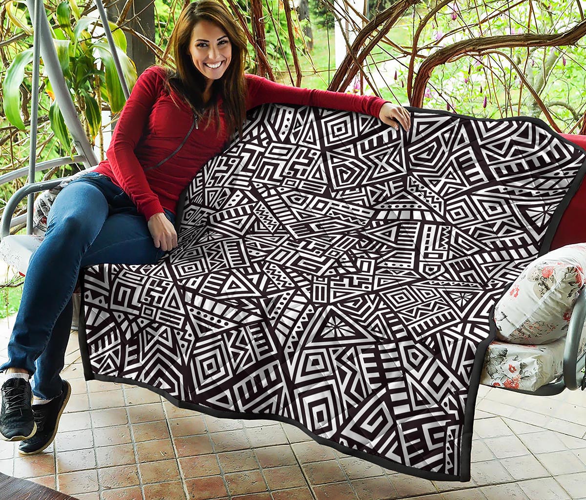 Tribal Aztec Geometric Pattern Print Quilt