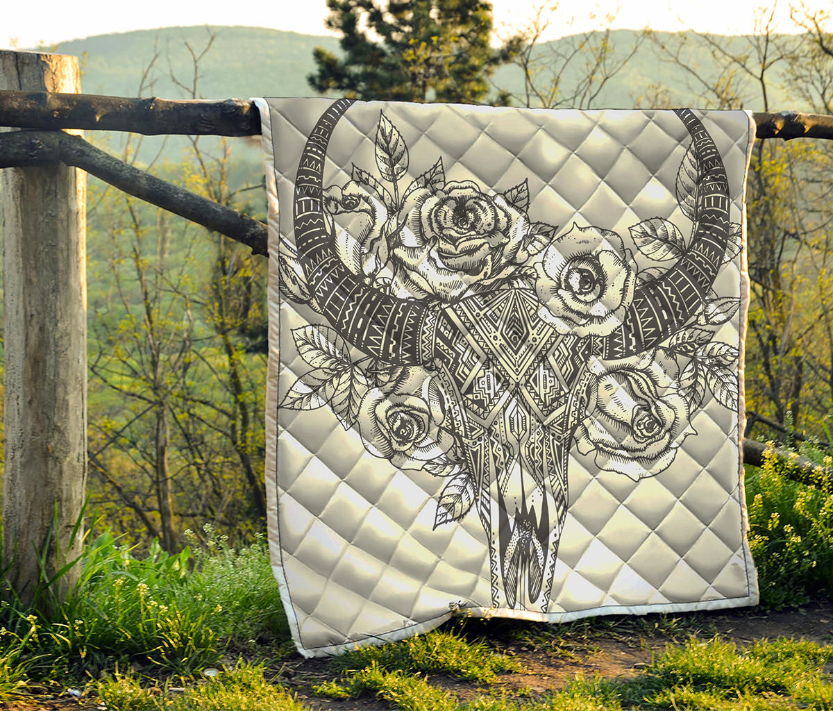Tribal Indian Bull Skull Print Quilt