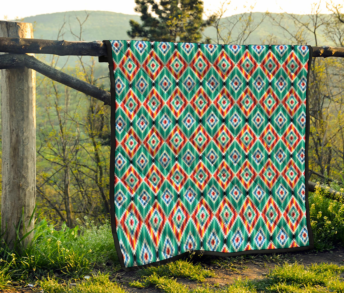 Tribal Navajo Pattern Print Quilt