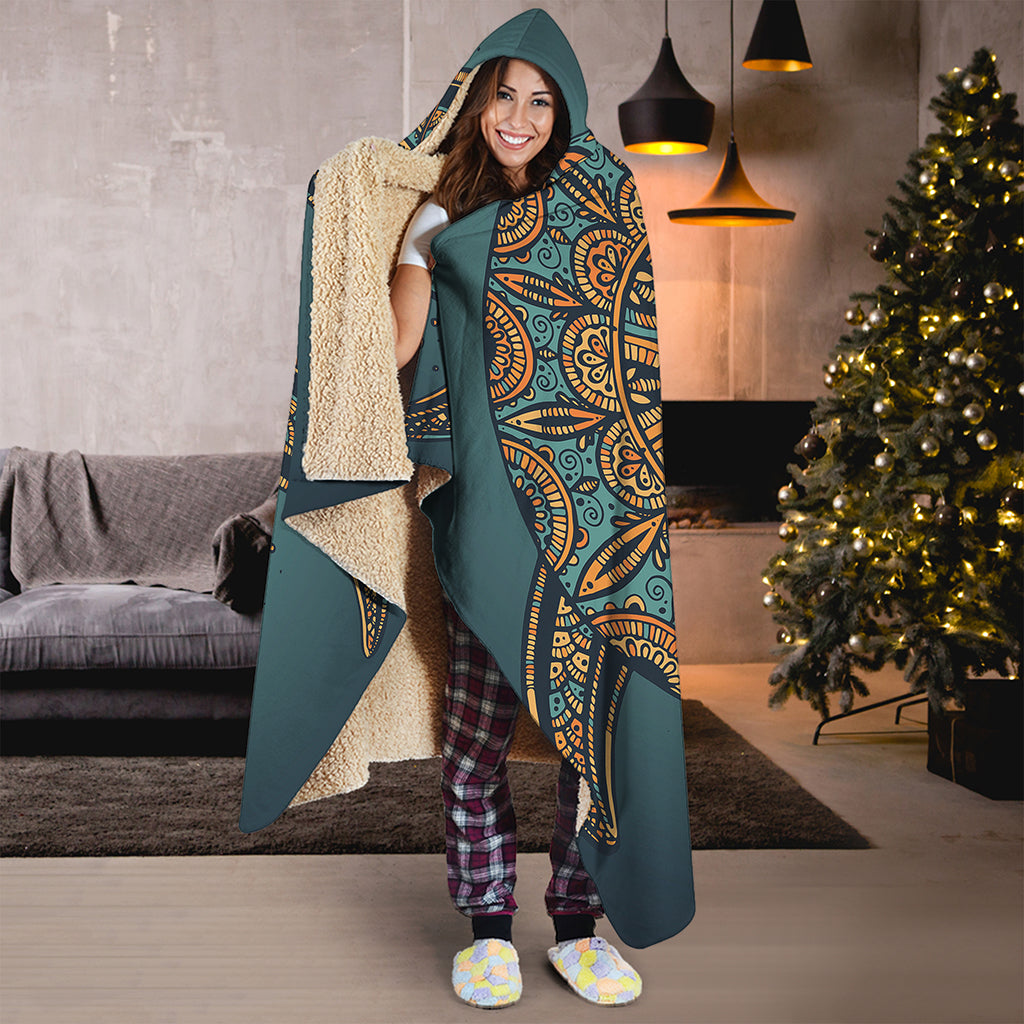 Tribal Sea Turtle Print Hooded Blanket
