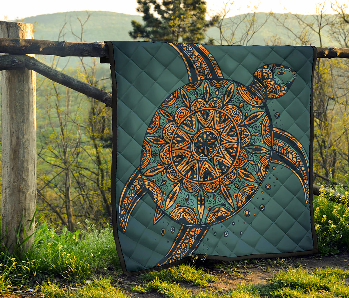 Tribal Sea Turtle Print Quilt