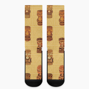Tribal Tiki Mask Pattern Print Crew Socks