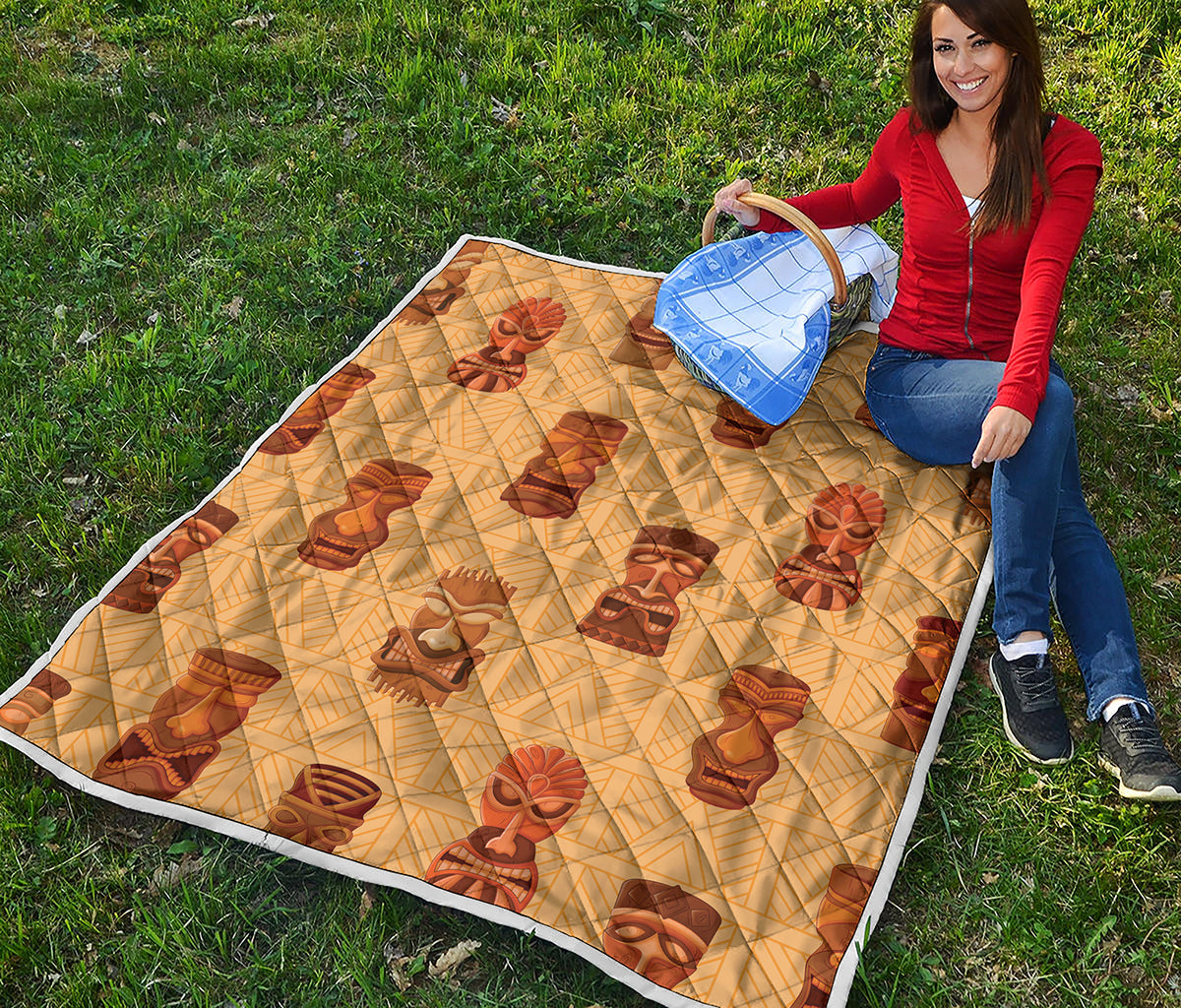 Tribal Tiki Mask Pattern Print Quilt