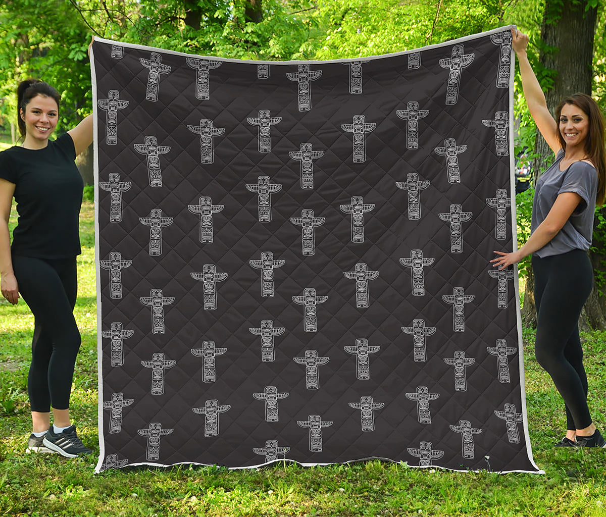 Tribal Totem Pattern Print Quilt