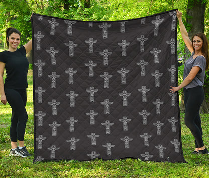 Tribal Totem Pattern Print Quilt