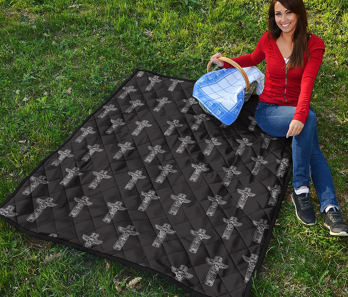 Tribal Totem Pattern Print Quilt
