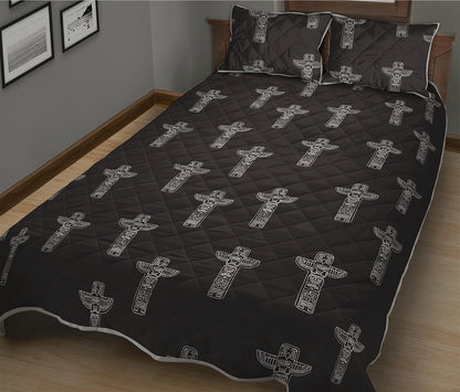 Tribal Totem Pattern Print Quilt Bed Set