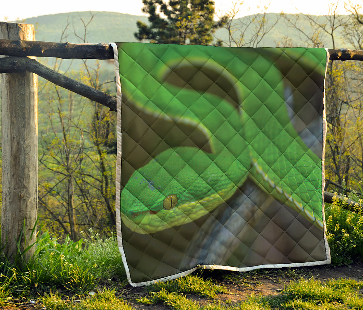 Trimeresurus Albolabris Snake Print Quilt