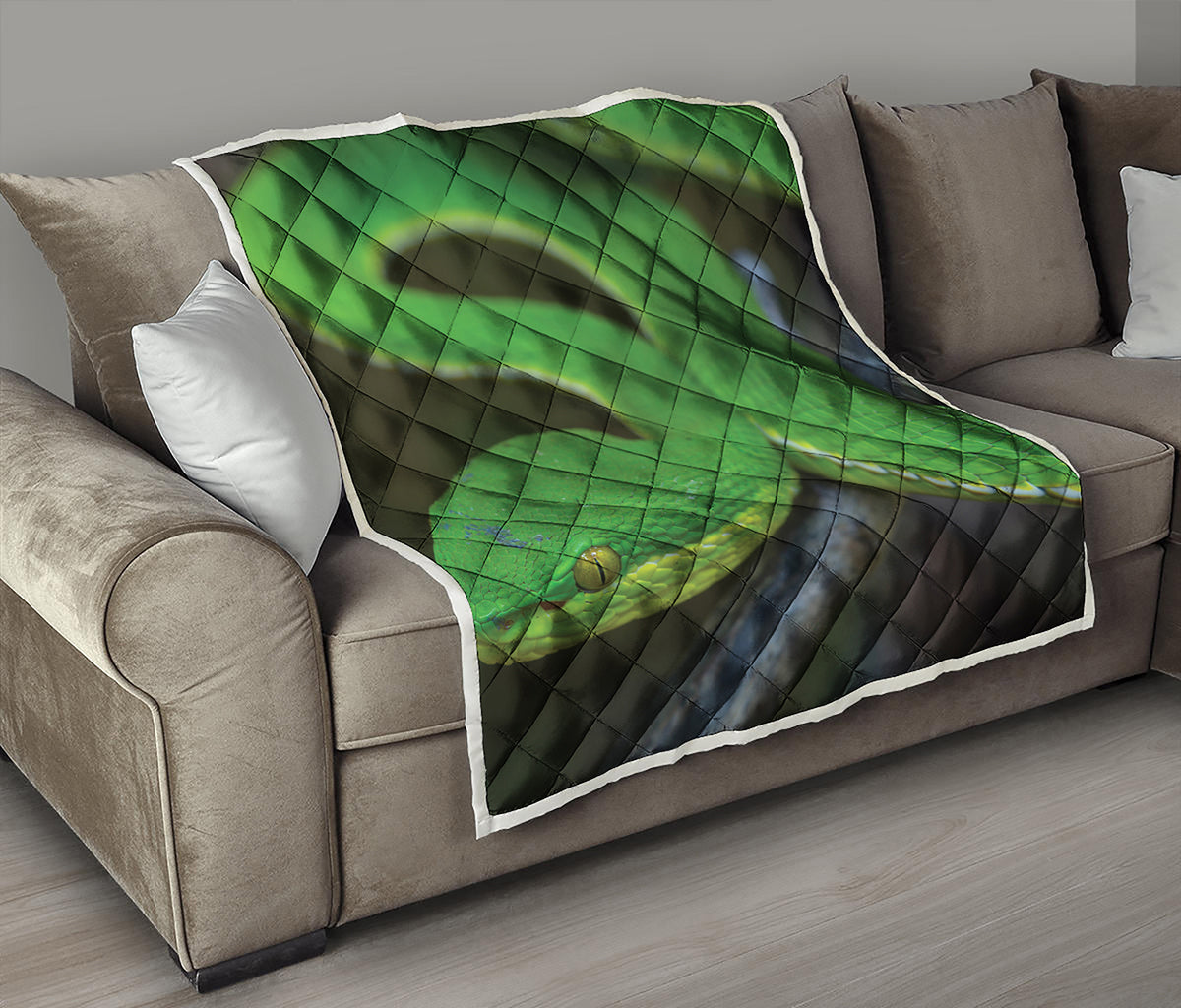 Trimeresurus Albolabris Snake Print Quilt