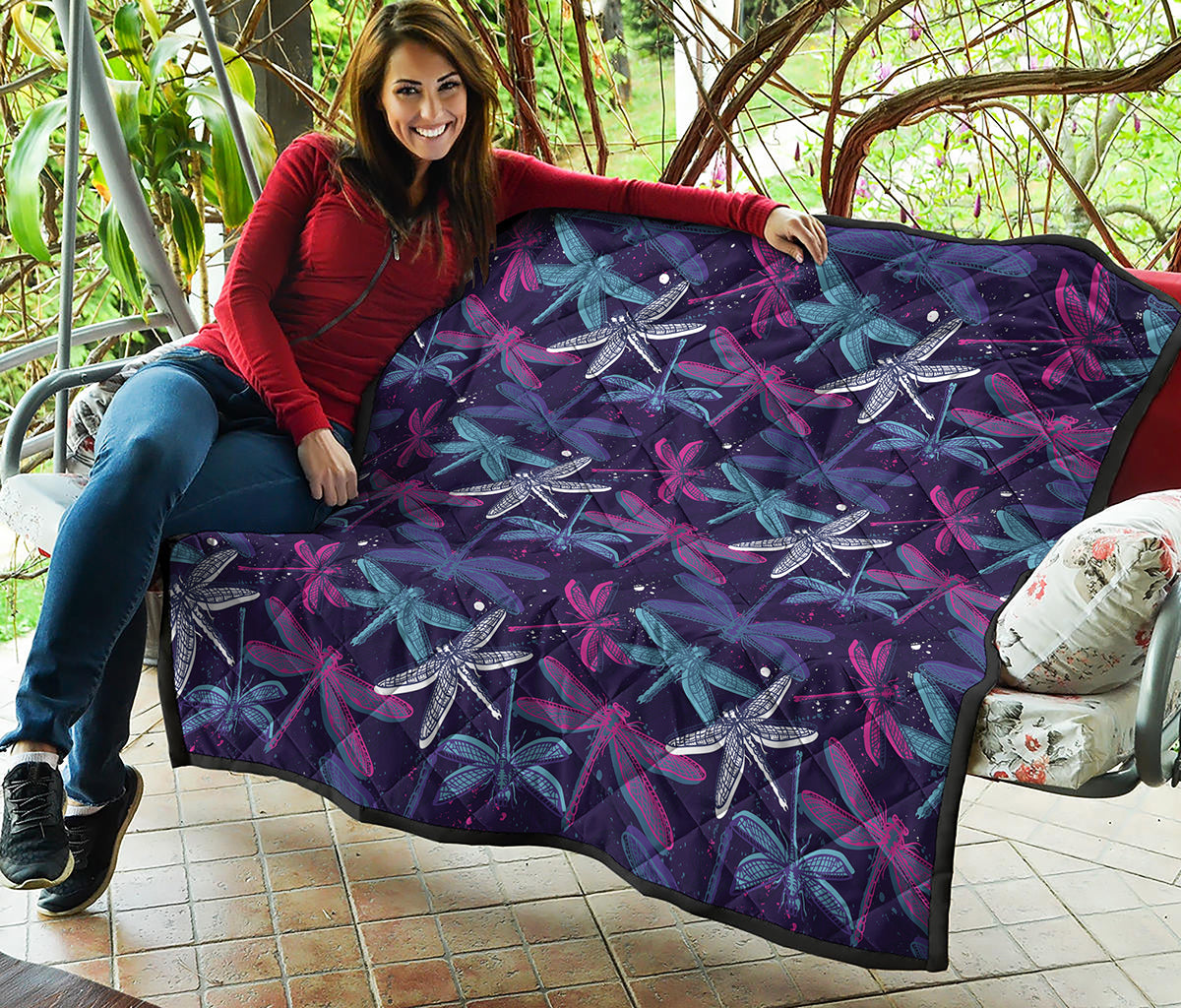 Trippy Dragonfly Pattern Print Quilt