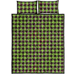 Trippy green Houndstooth Pattern Print Quilt Bed Set