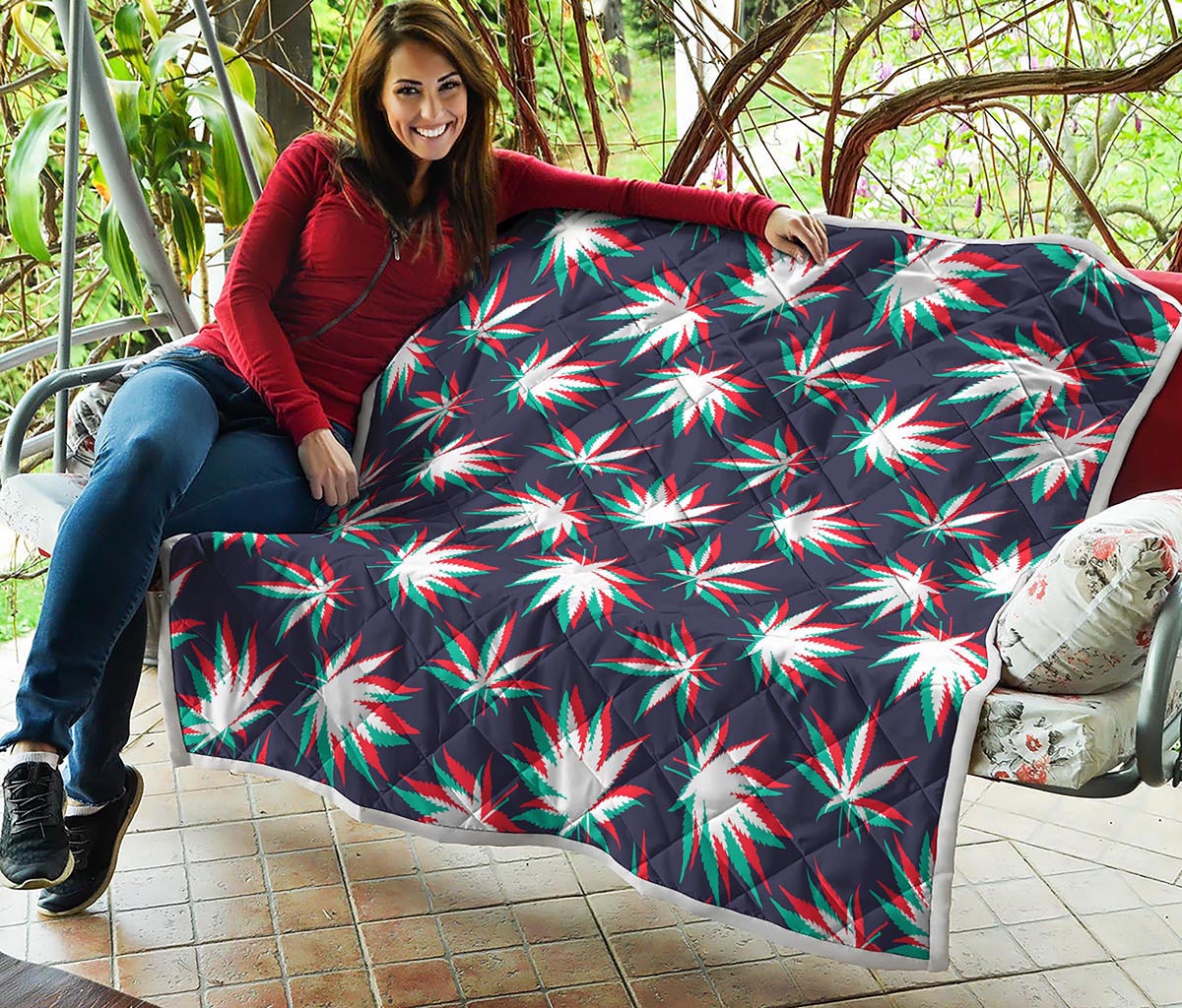 Trippy Hemp Leaves Reggae Pattern Print Quilt