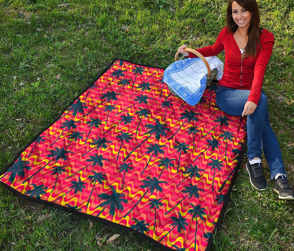 Trippy Palm Tree Pattern Print Quilt