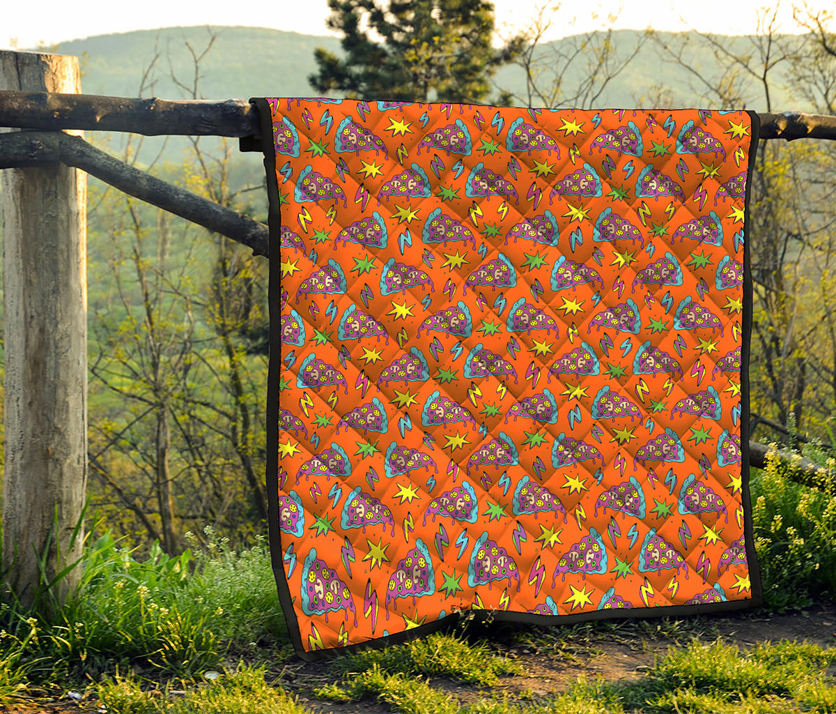 Trippy Pizza Pattern Print Quilt