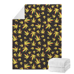 Trippy Weed Leaf Pattern Print Blanket