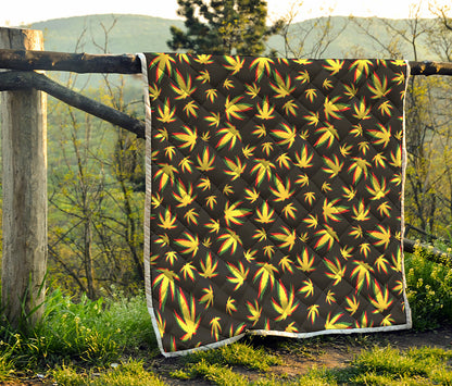 Trippy Weed Leaf Pattern Print Quilt