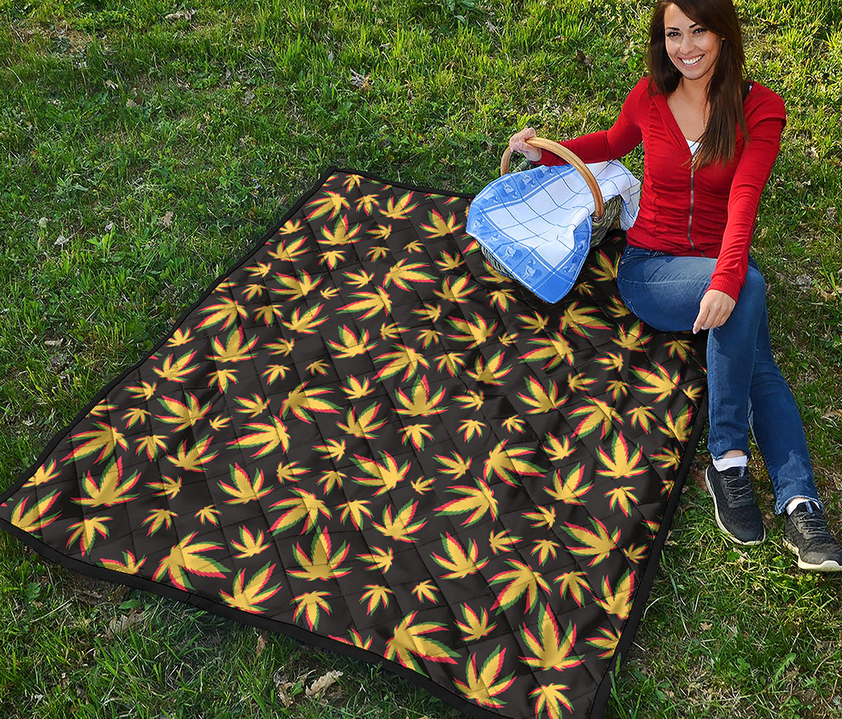 Trippy Weed Leaf Pattern Print Quilt
