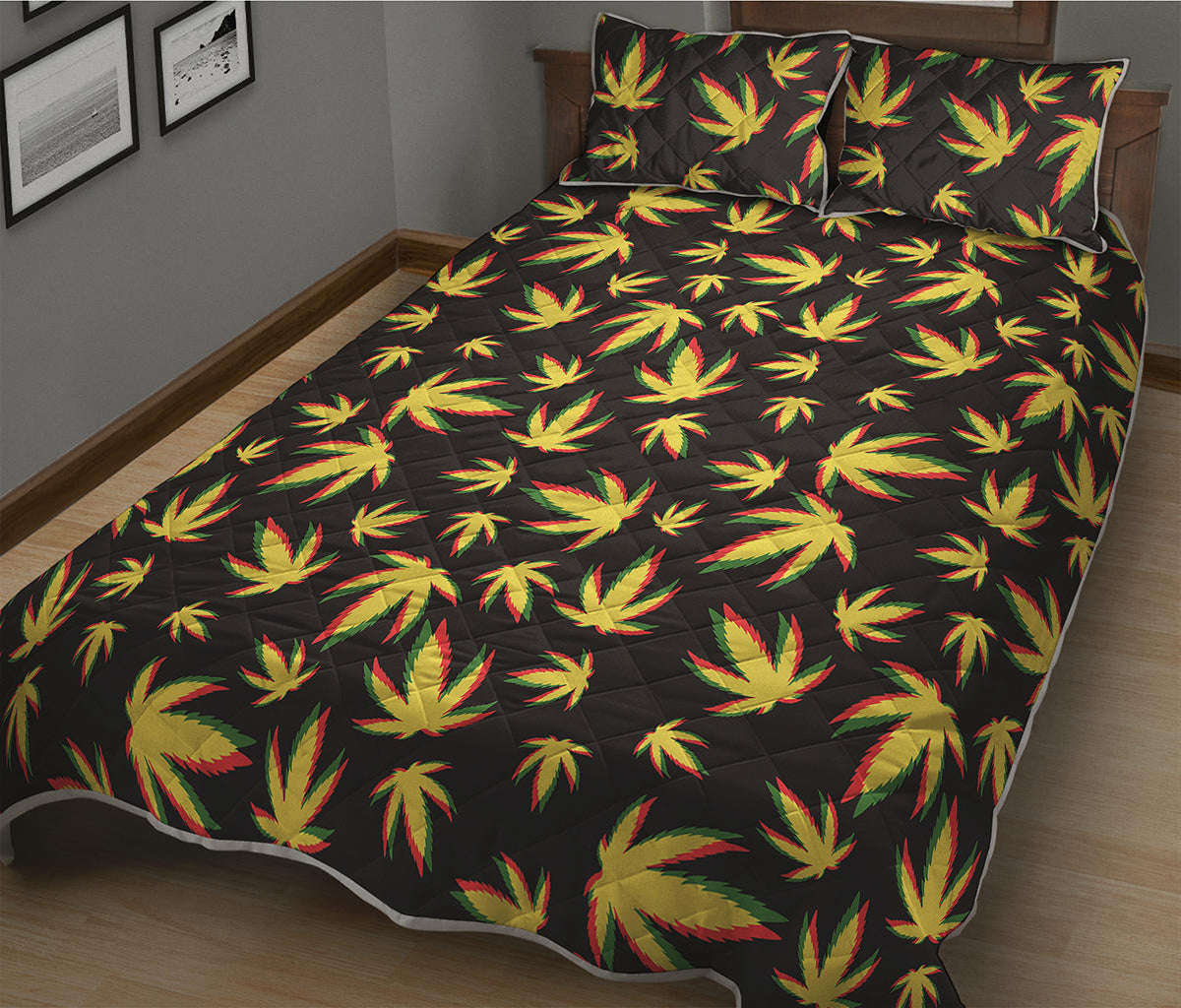 Trippy Weed Leaf Pattern Print Quilt Bed Set