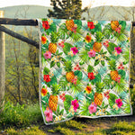 Tropical Aloha Pineapple Pattern Print Quilt