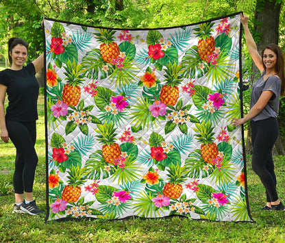 Tropical Aloha Pineapple Pattern Print Quilt