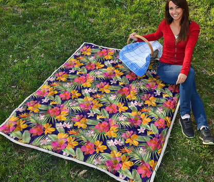 Tropical Alstroemeria Pattern Print Quilt