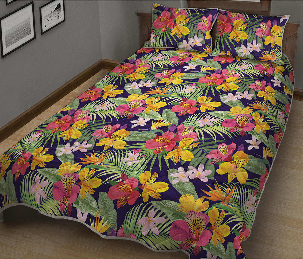 Tropical Alstroemeria Pattern Print Quilt Bed Set
